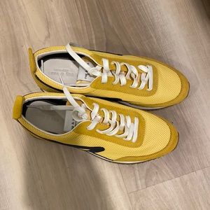 NEVER WORN rag and bone sneakers